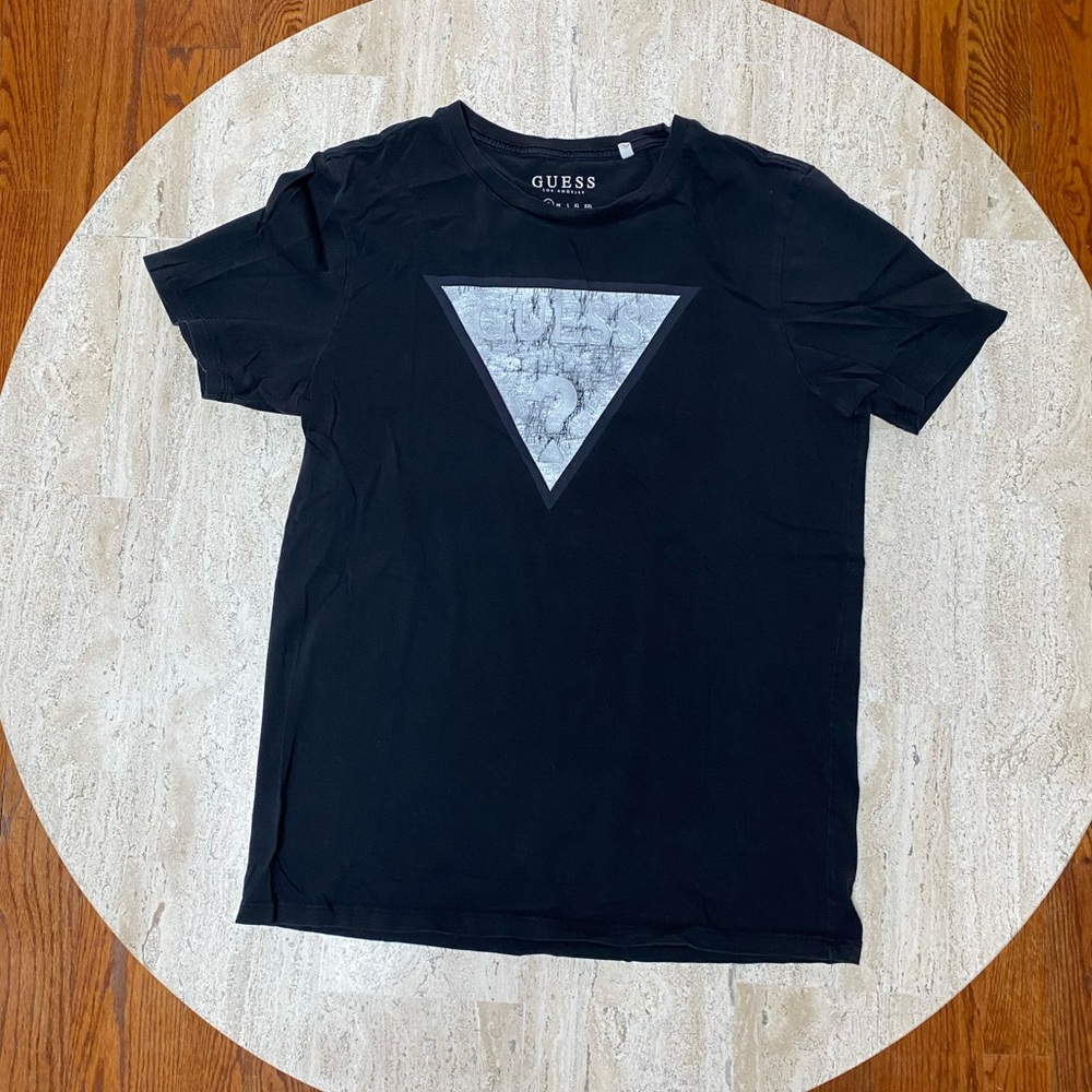 GUESS Tee